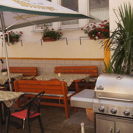 Hotel-Restaurant Ehses Zeltingen-Rachtig Buitenkant foto