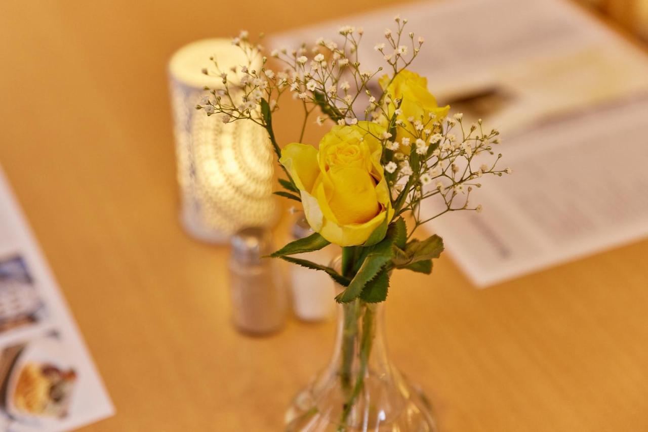 Hotel-Restaurant Ehses Zeltingen-Rachtig Buitenkant foto