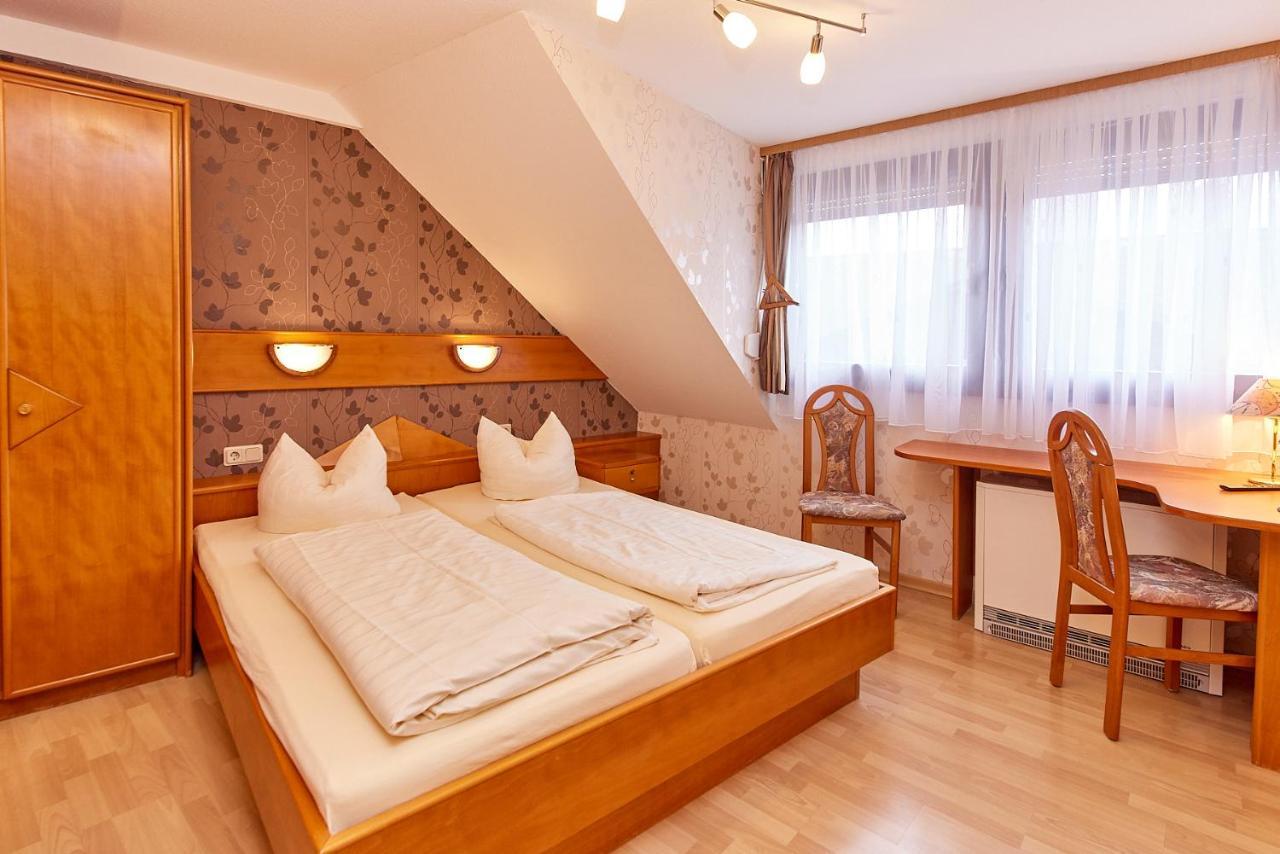 Hotel-Restaurant Ehses Zeltingen-Rachtig Buitenkant foto